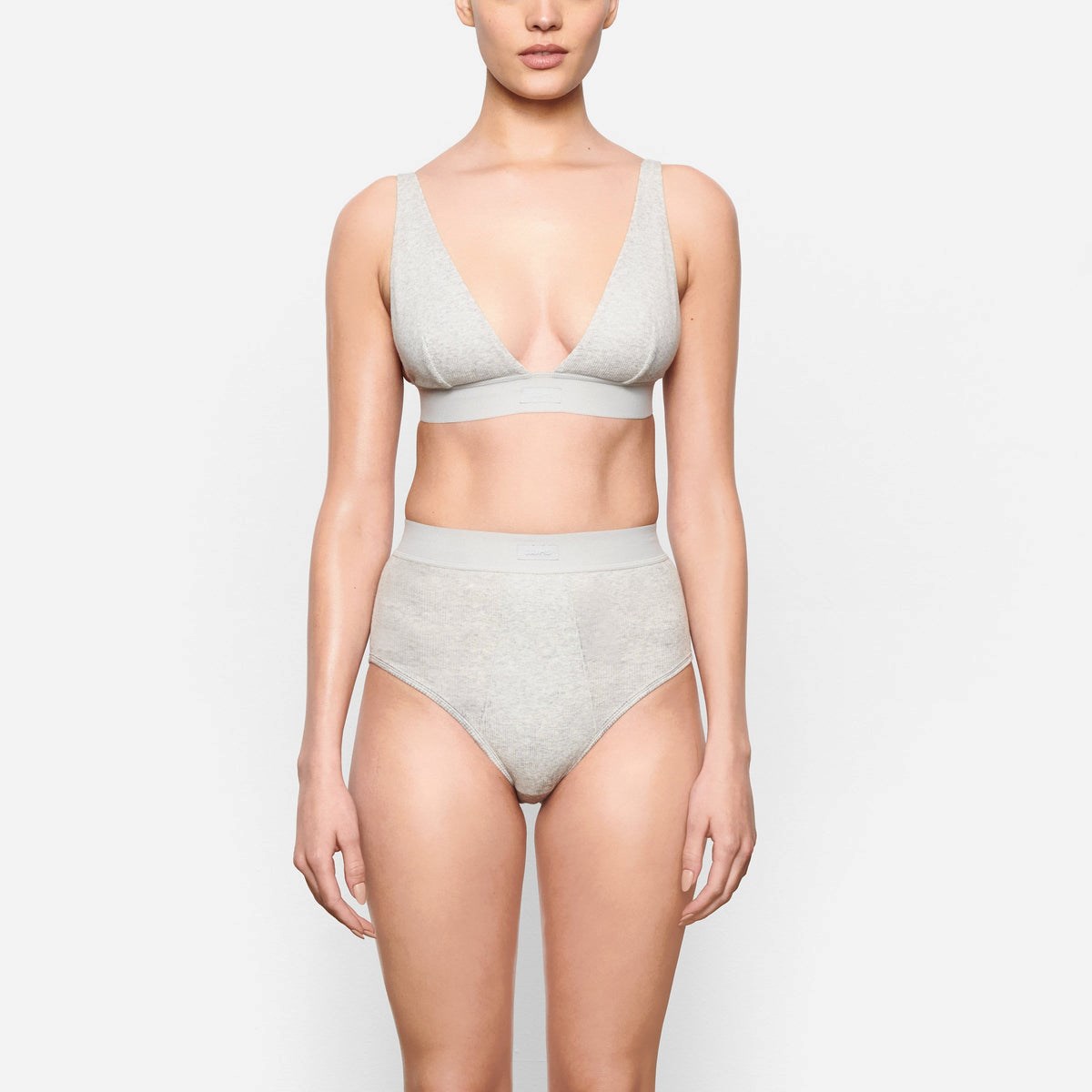 SKIMS Bavlnene Plunge Bralette Svetlo Siva | IS2908754