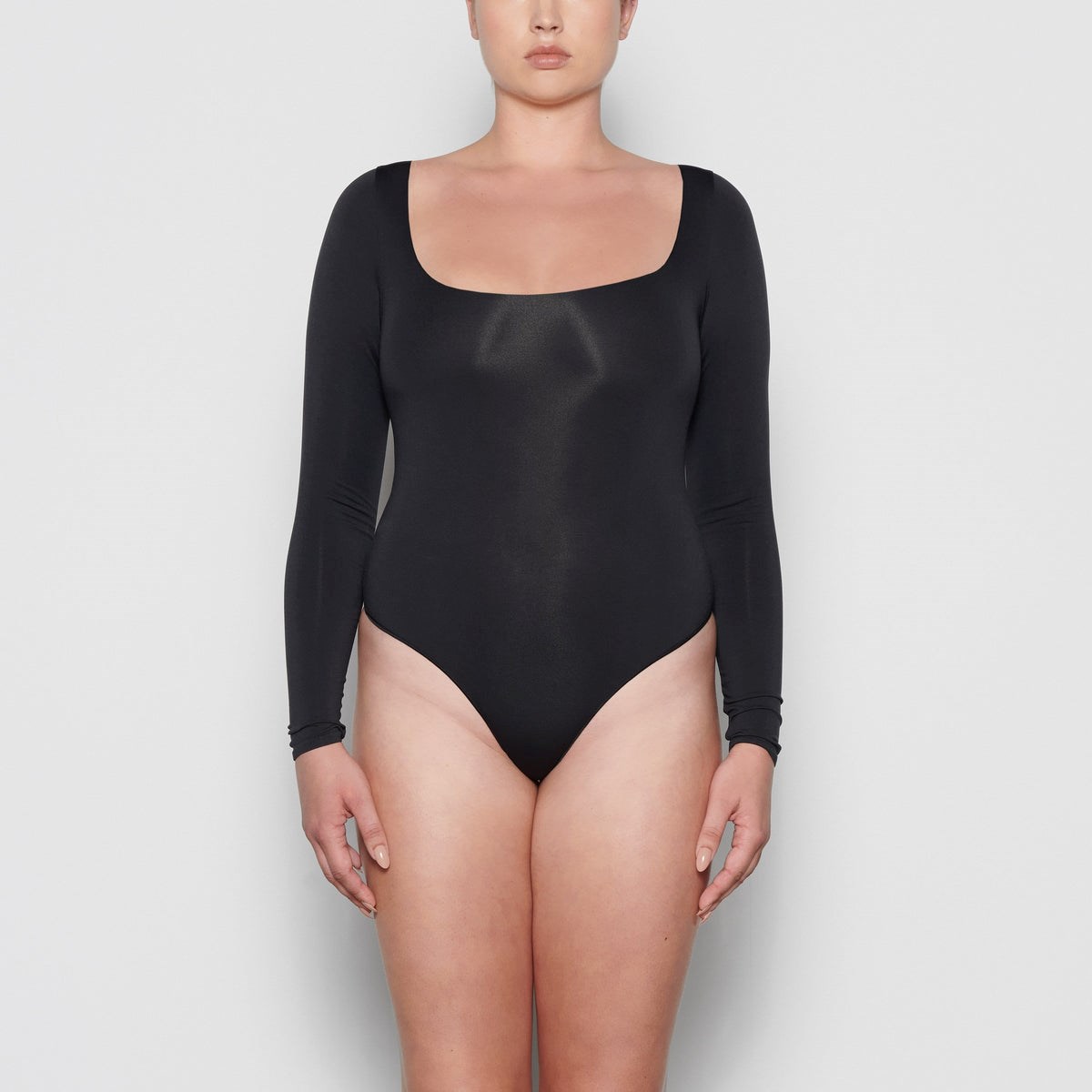 SKIMS Essential Long Sleeve Scoop Neck Bodysuit Onyx | XU1527064