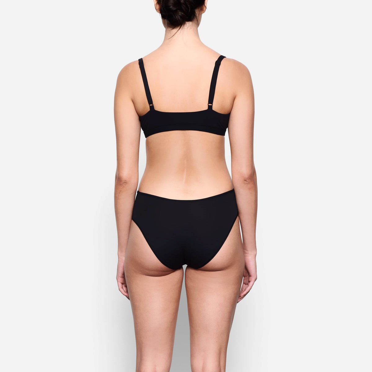 SKIMS Fits Everybody Brief Onyx | OQ2451706