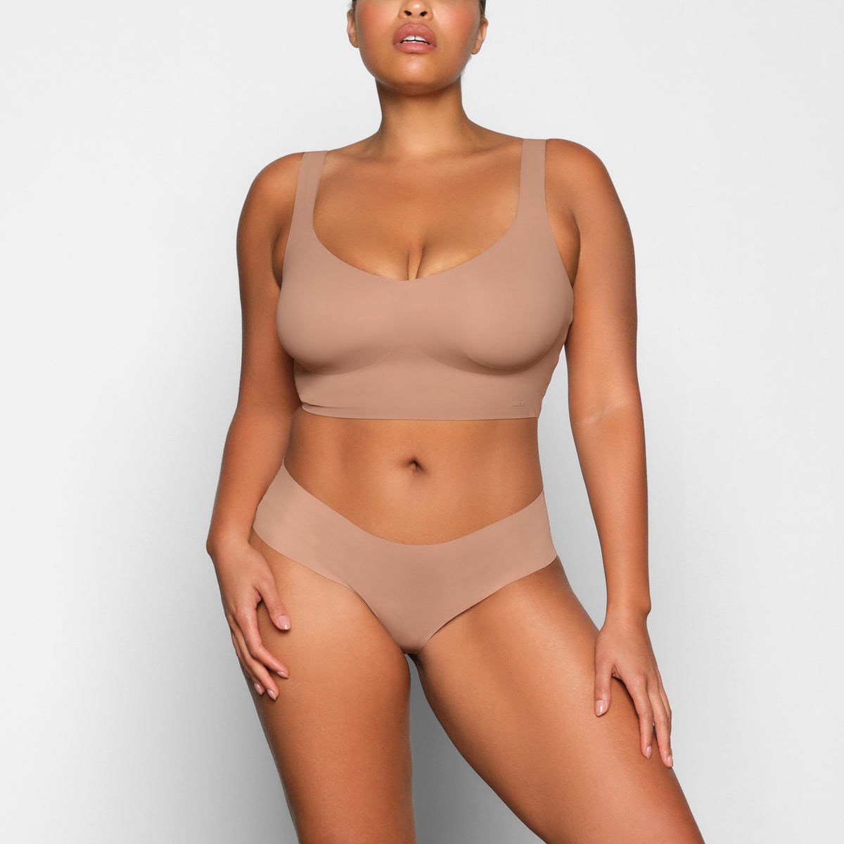 SKIMS Naked Plunge Longline Bra Sienna | SG7143829