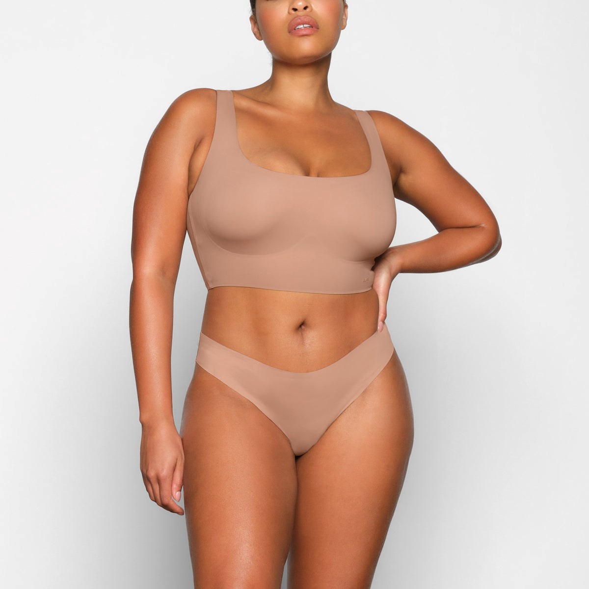 SKIMS Naked Scoop Longline Bra Sienna | GW3018276