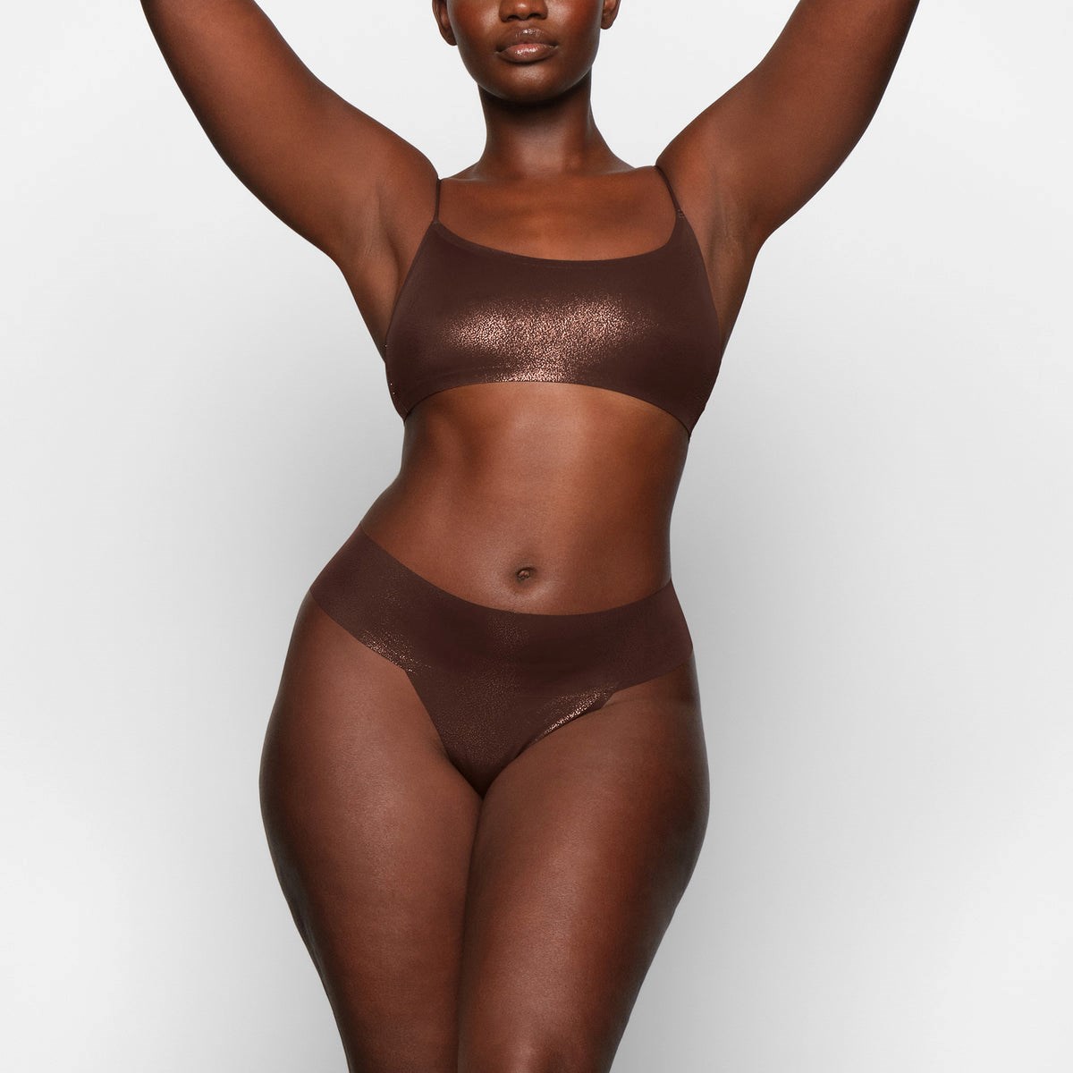 SKIMS Naked Shine Dipped Tanga Cocoa | BT2054367