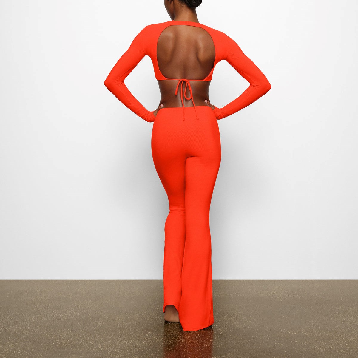 SKIMS Soft Lounge Open Back Super Crop Top Fire | NA3507291