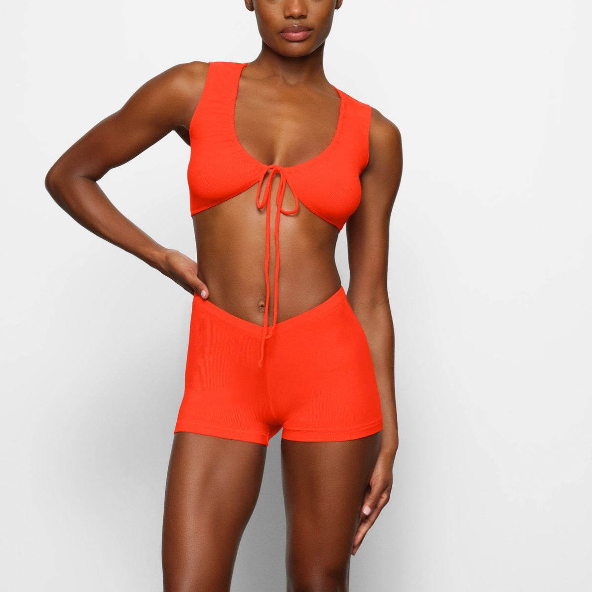 SKIMS Soft Lounge Tie Front Super Crop Top Fire | EU4193207