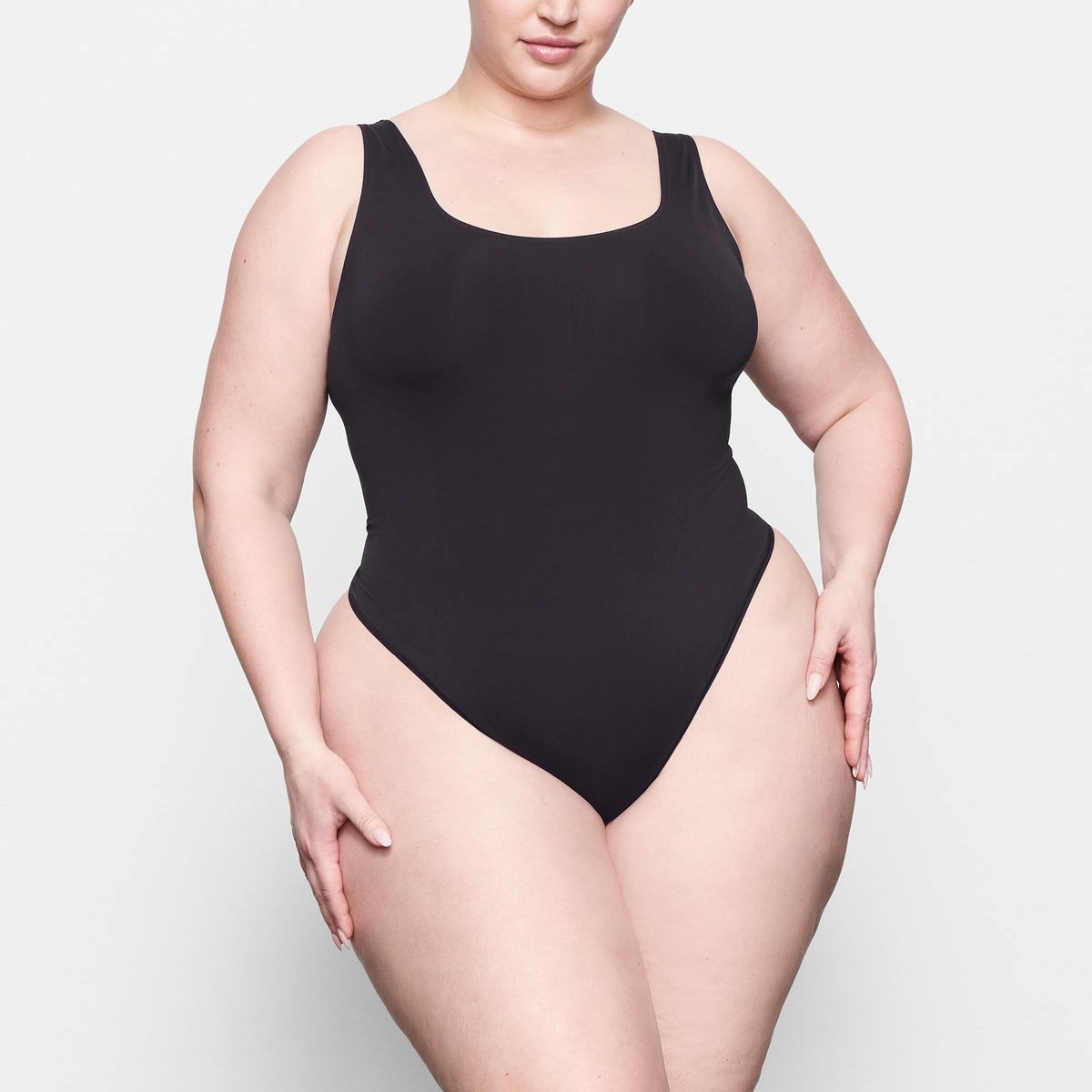 SKIMS Soft Smoothing Tanga Bodysuit Onyx | MI8290473