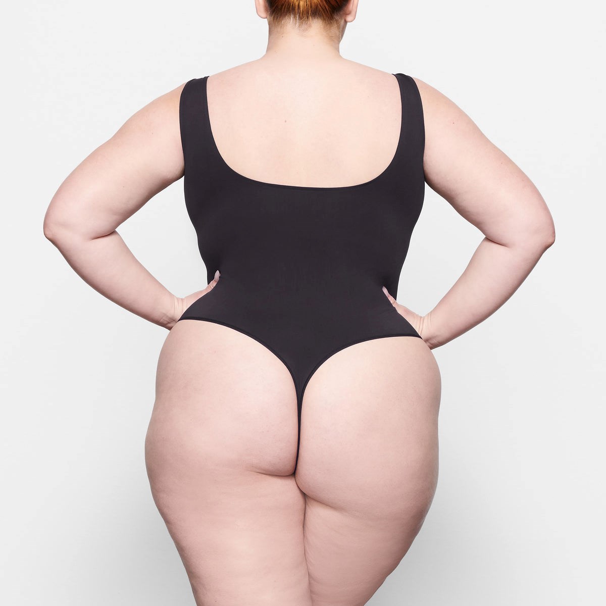 SKIMS Soft Smoothing Tanga Bodysuit Onyx | MI8290473